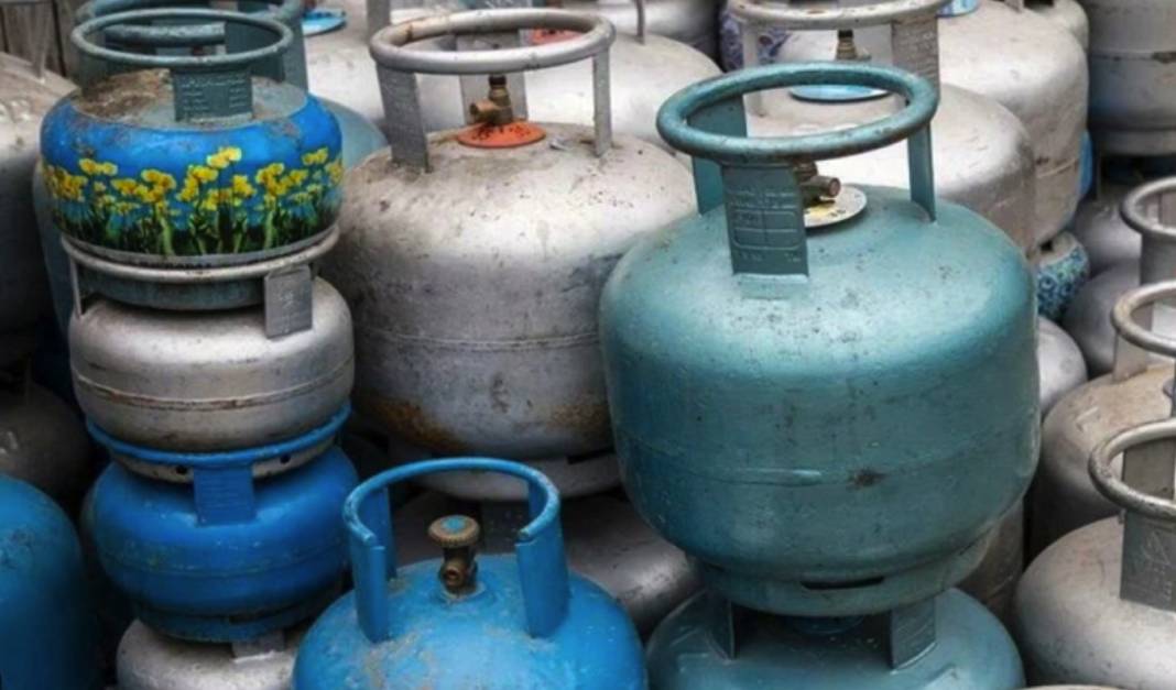 Gaziantep'te Mutfakları Patlatacak TÜP FİYATLARI! EV HANIMLARI ODUNLA ATEŞ YAKIP MI KAZAN KAYNATSIN? 4